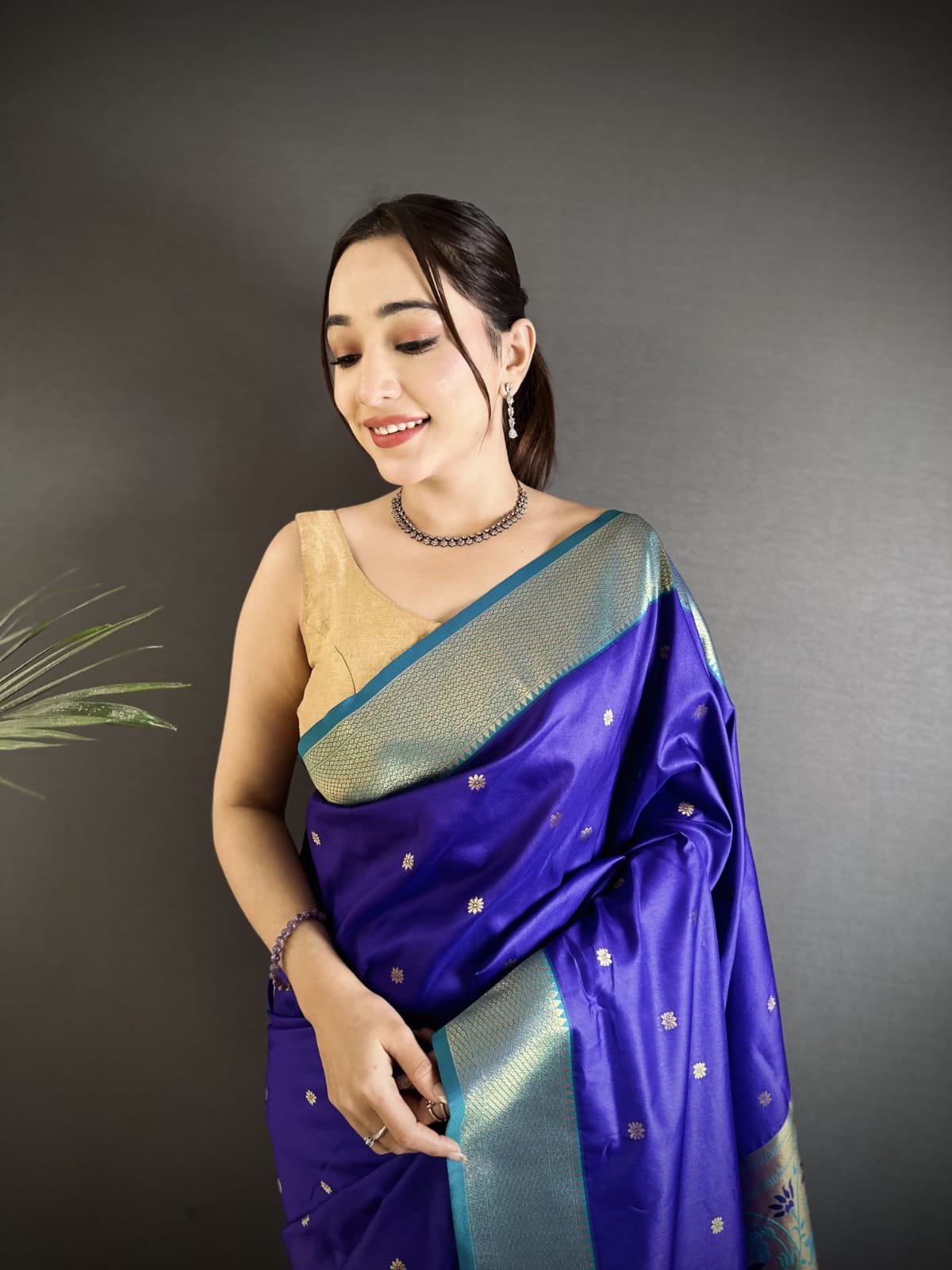 Royal Zari Paithani Lichi Silk Saree - Image 2