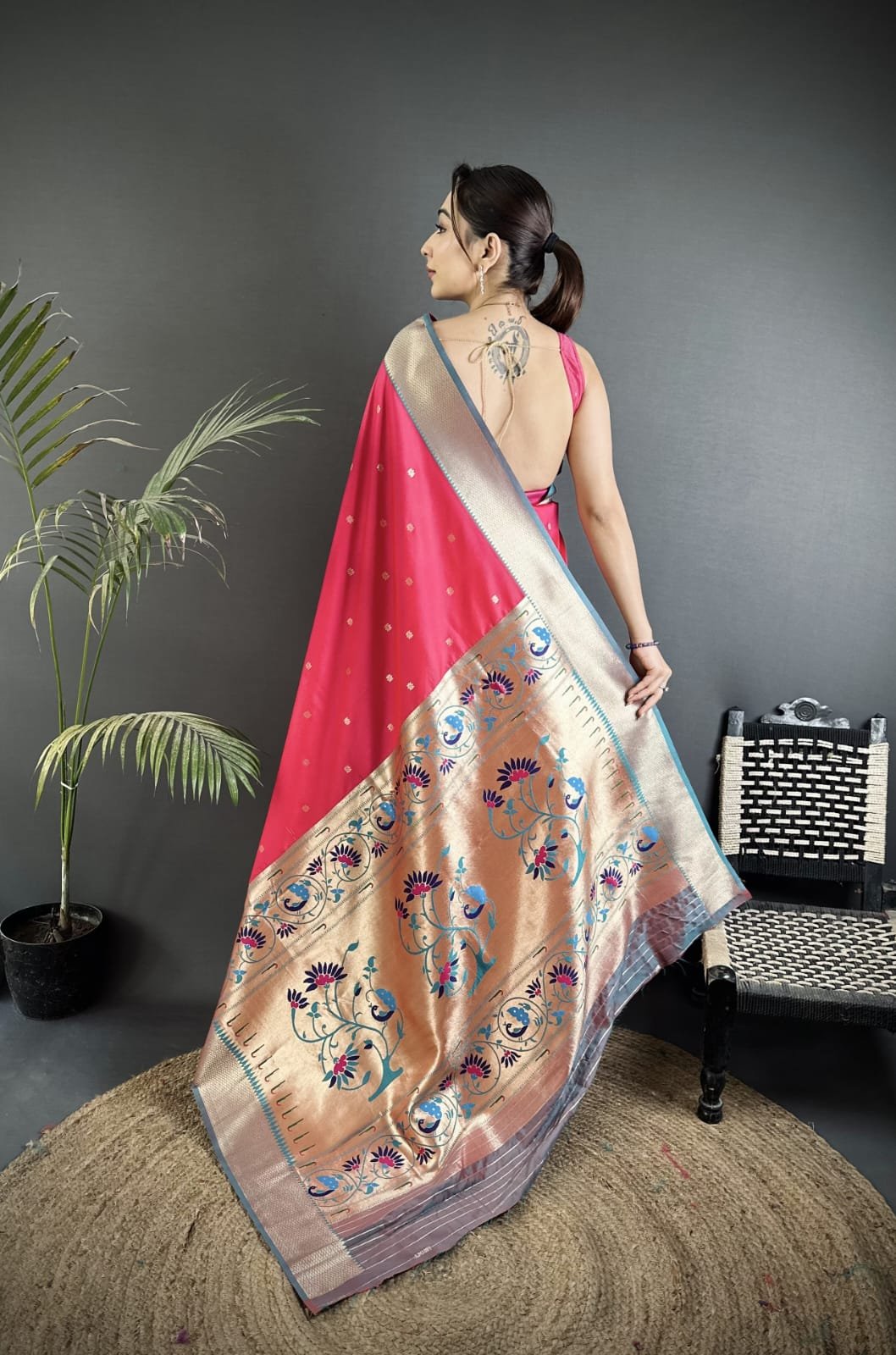 Royal Zari Paithani Lichi Silk Saree - Image 4