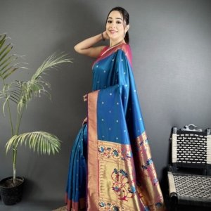 Royal Zari Paithani Lichi Silk Saree - Image 8