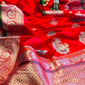 Rose Gold Zari Banarasi Lichi Silk Saree