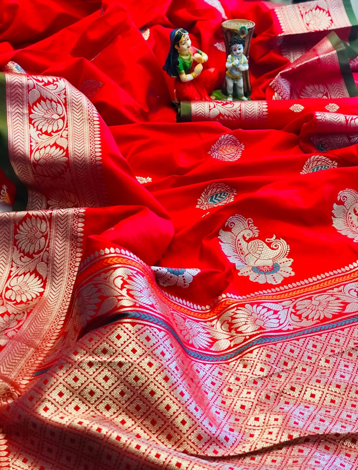 Rose Gold Zari Banarasi Lichi Silk Saree - Image 1