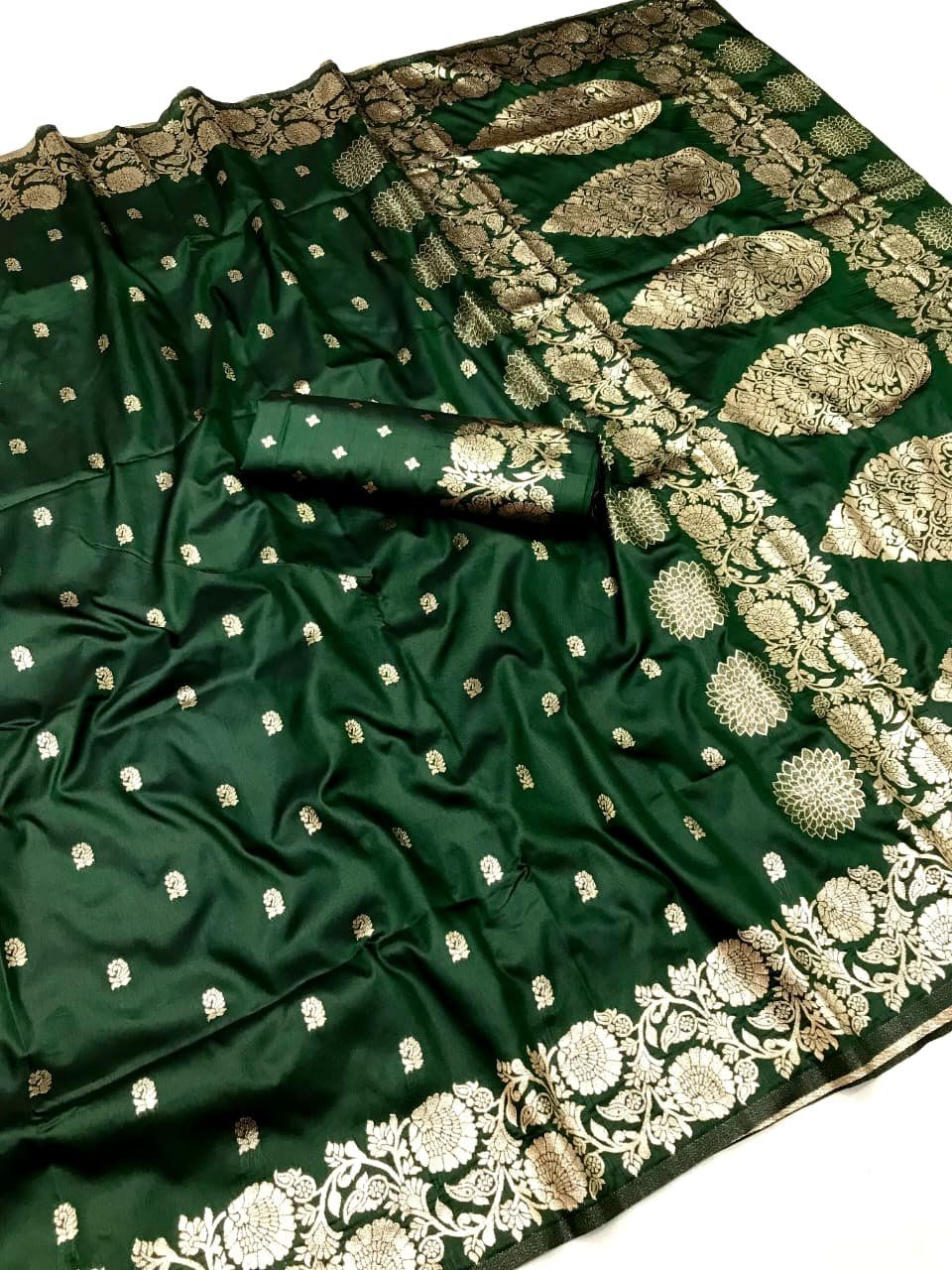 Heritage Banarasi Silk Saree - Image 4