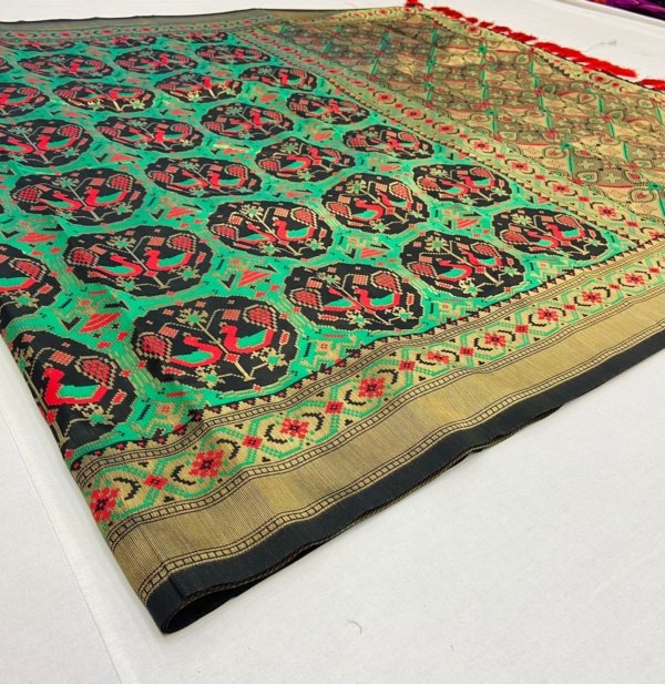 Action Tassel Banarasi Silk Saree