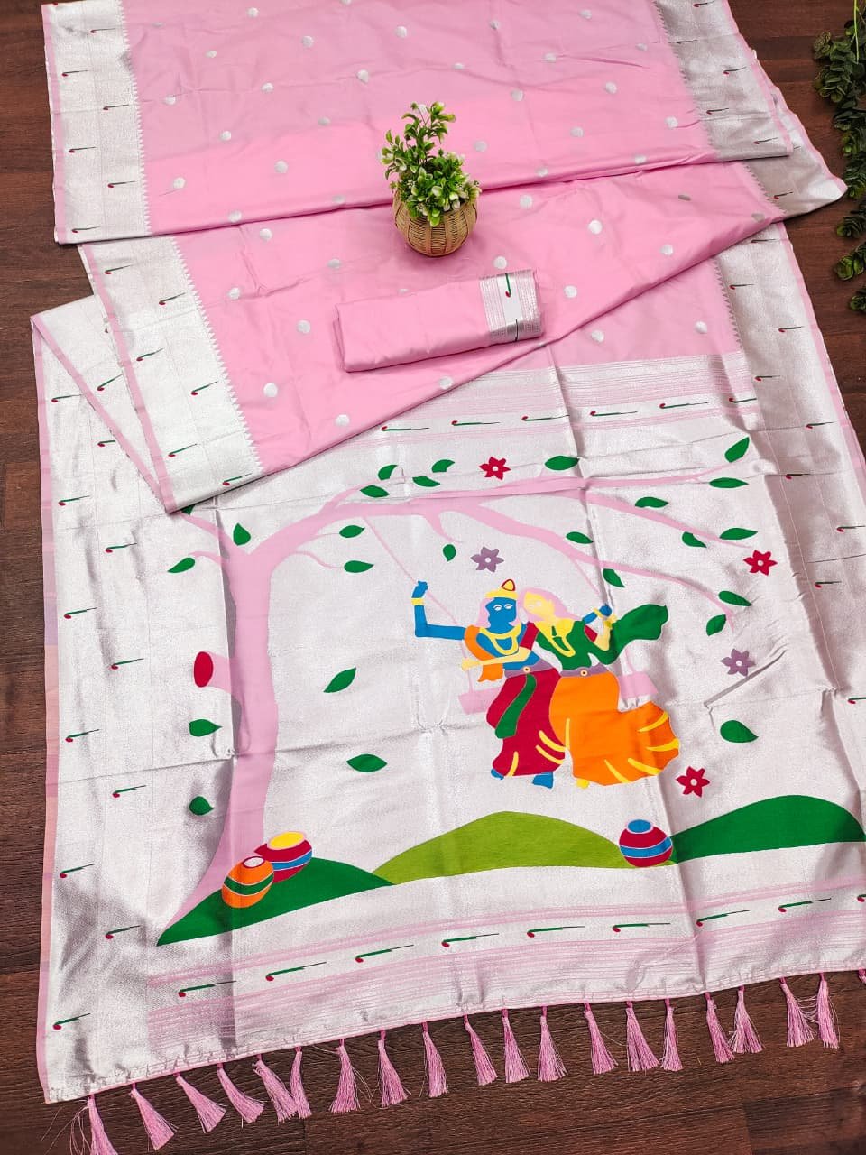 Royal Marathi Paithani Saree - Image 9