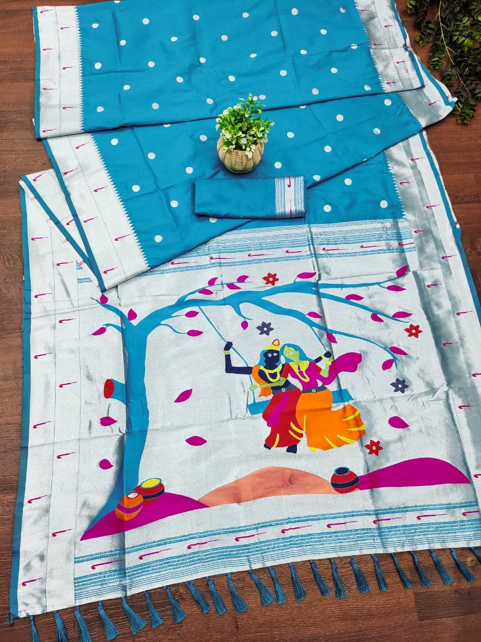 Royal Marathi Paithani Saree - Image 11