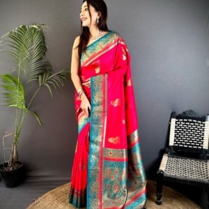 Peacock Zari Banarasi Silk Saree - Image 5
