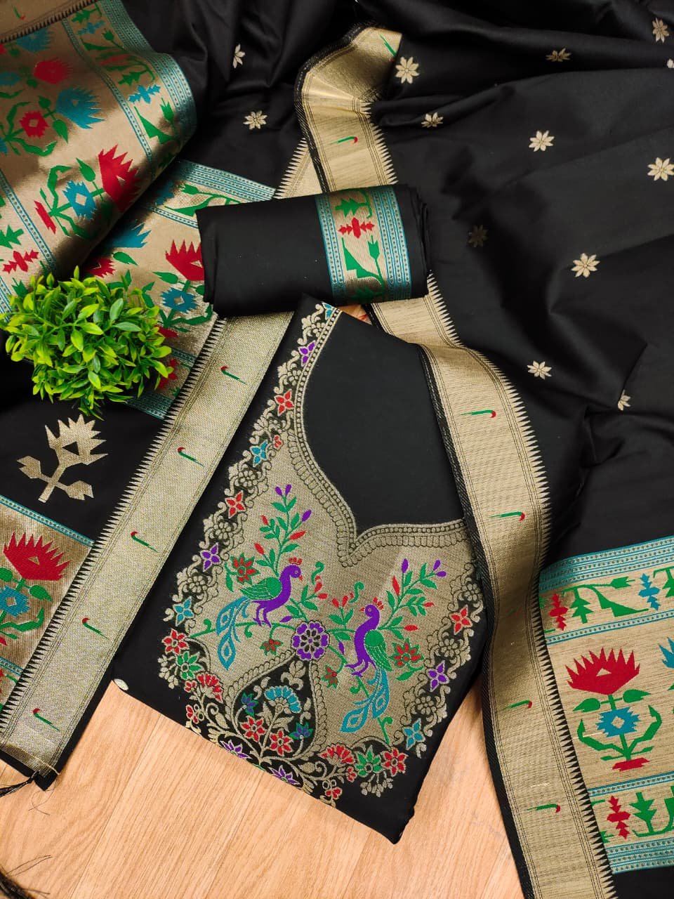 Maharashtra Royal Paithani Unstitched Suit Set - Image 2