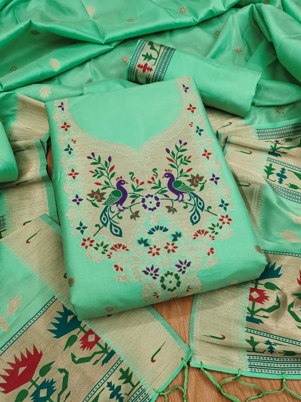Maharashtra Royal Paithani Unstitched Suit Set - Image 1