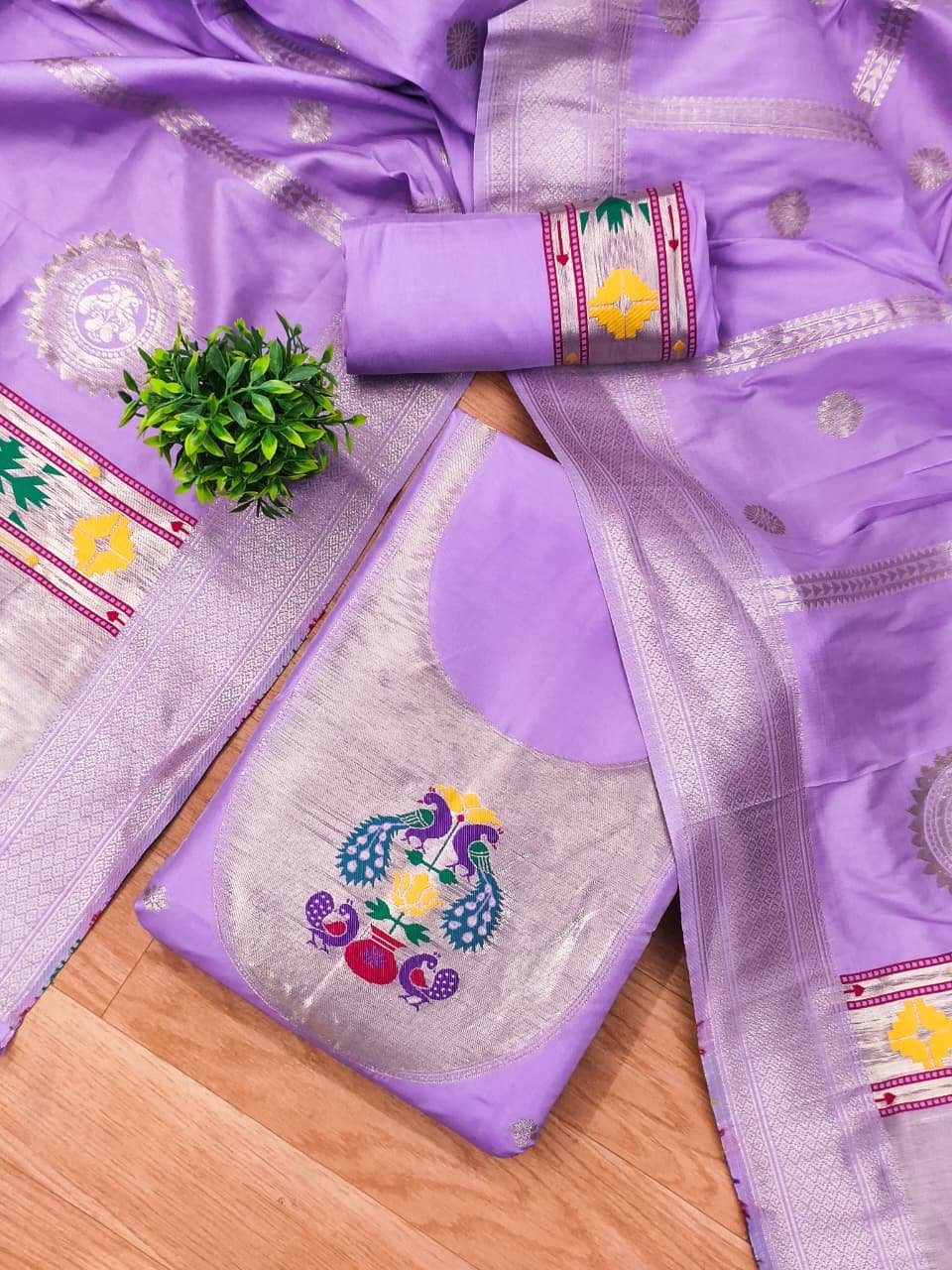 Royal Paithani Unstitched Dress Material Set - Image 7