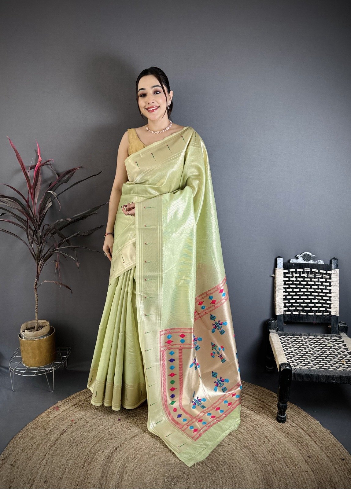 Premium Kanchivaram Tissue Paithani Saree - Image 3