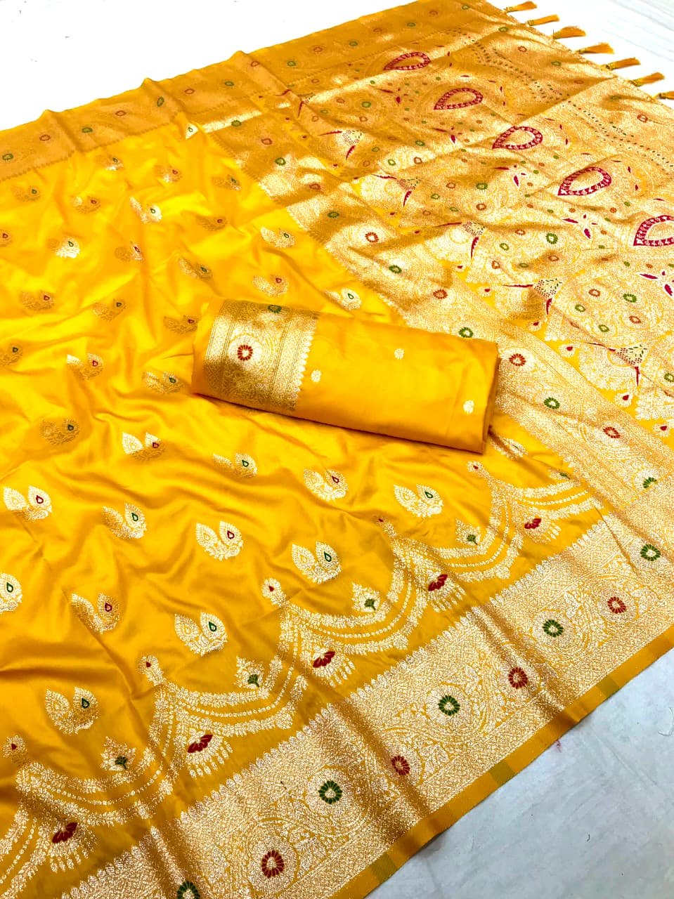 Premium Banarasi Silk Meenakari Saree - Image 9