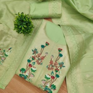 Premium Royal Paithani Silk Dress Material Set - Image 4