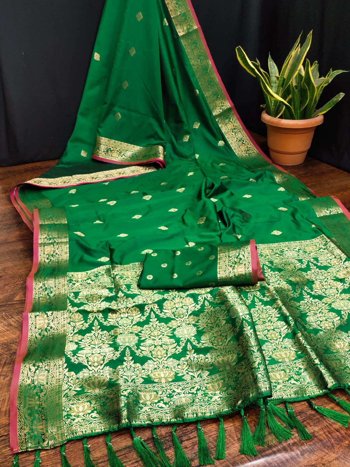 Premium Antique Weaving Kanjeevaram Saree - Image 1