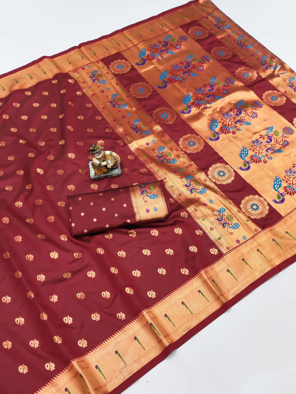 Premium Banarasi Lichi Silk Paithani Saree - Image 5